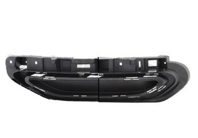 VW Passat (14-) Grotelės (dešinė), 95D39614