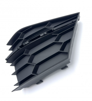 Skoda Superb (15-) Grotelės (dešinė), 3V0853768 9B9, 69D227-4, 3V08536669B9